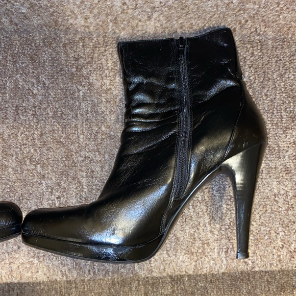 ♠️GUC Nine West Manmade Upper Black Platform Heeled Dress Booties - Picture 10 of 13